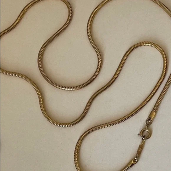 Monet gold bow brooch - Picture 4 of 13